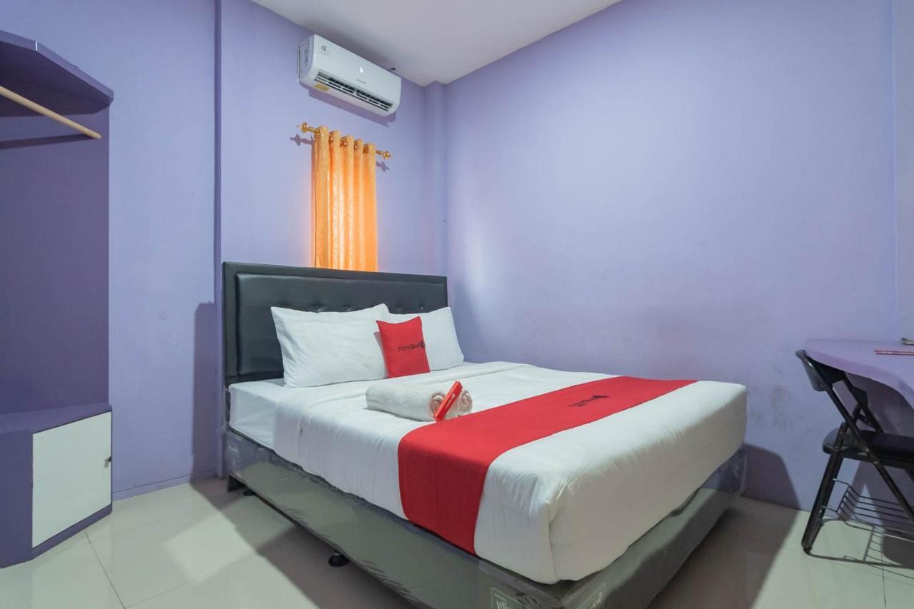 Reddoorz @ Gatot Subroto Street Bandung 3 Hotel Exterior photo