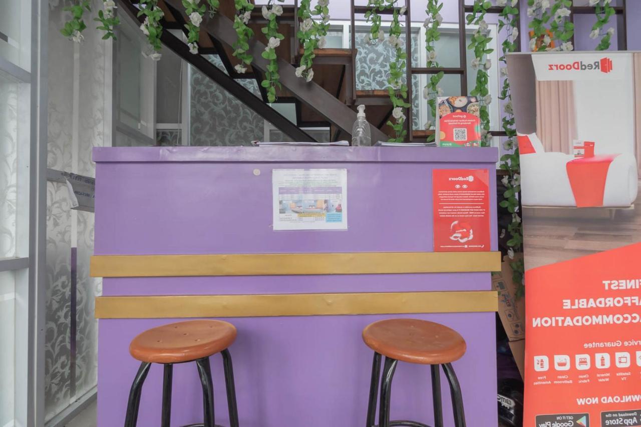 Reddoorz @ Gatot Subroto Street Bandung 3 Hotel Exterior photo