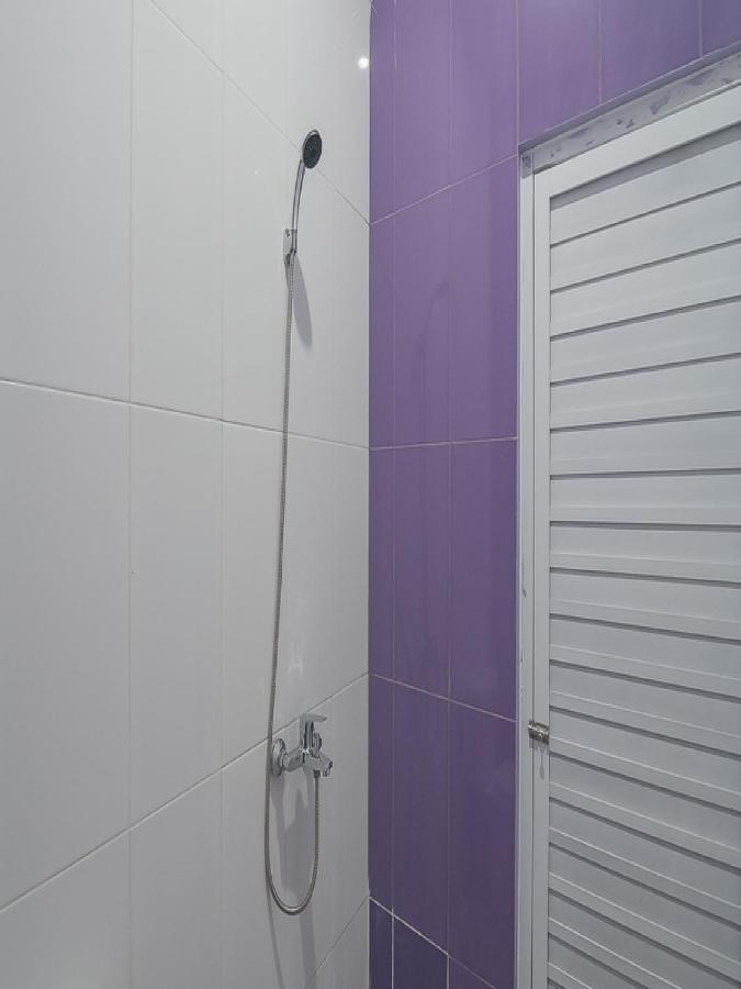 Reddoorz @ Gatot Subroto Street Bandung 3 Hotel Exterior photo